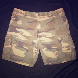 Red Head Camouflage Cargo Shorts 44